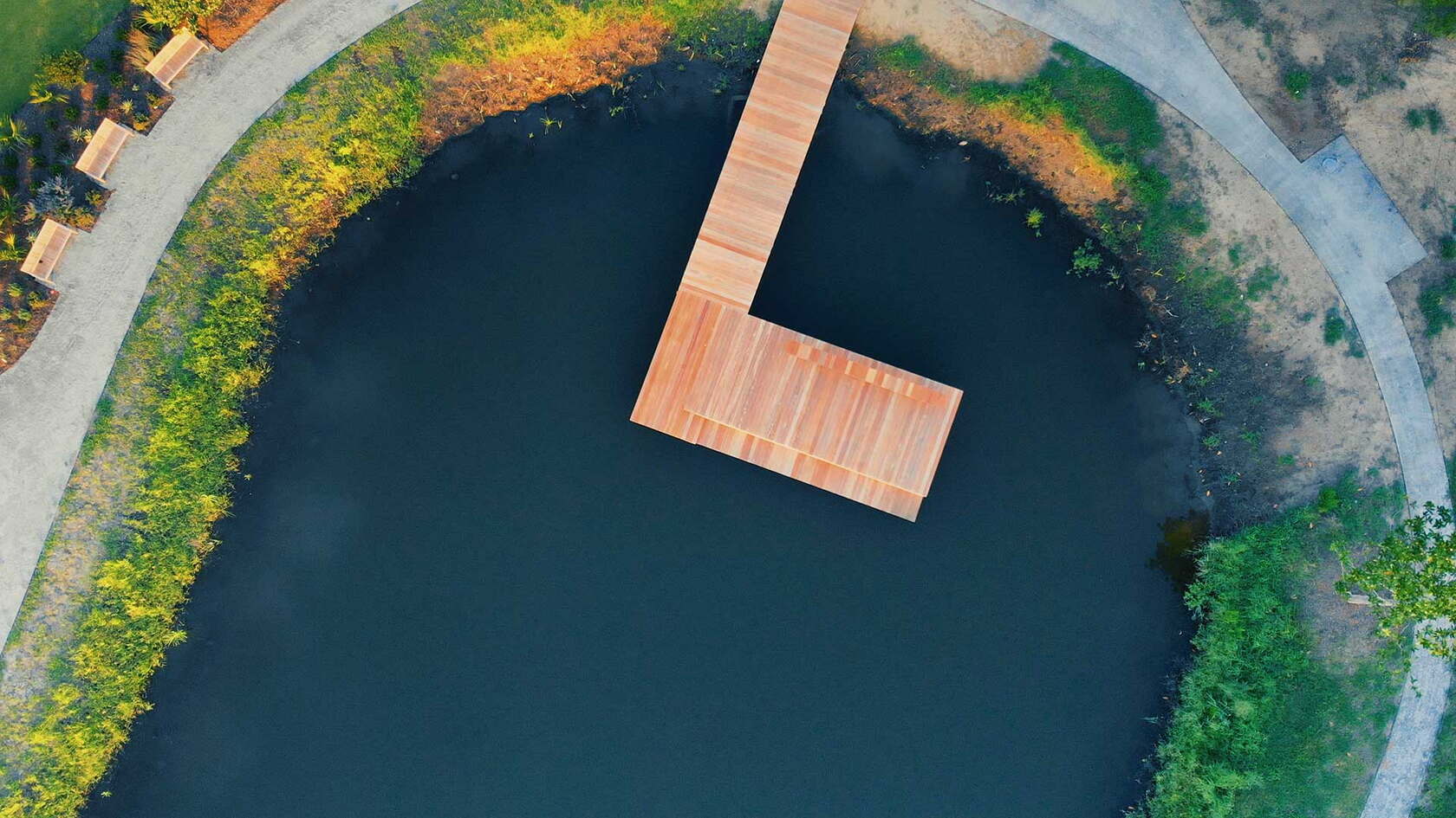 Kiawah pond dock in South Carolina